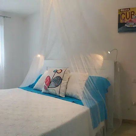 לינה וארוחת בוקר Anacleto 4*